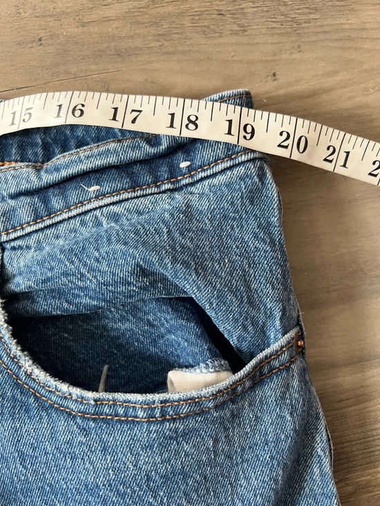 Abercrombie & Fitch High Rise 90s Relaxed Frayed Hem Jean Size 34 US 18 - Picture 14 of 16